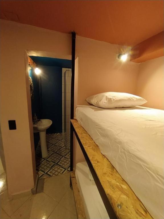 Hostal Casa Primavera Medellin Exterior photo